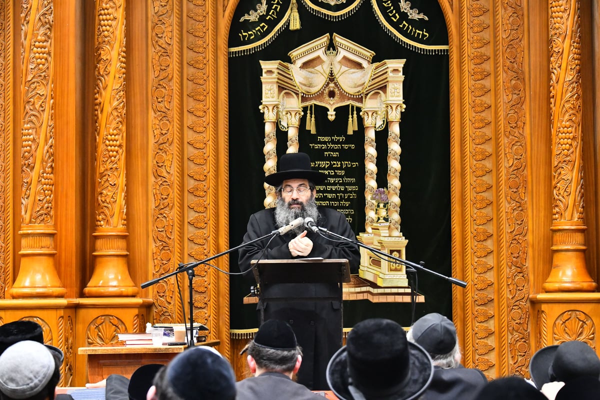 הגרצ"מ זילברברג בבני ברק