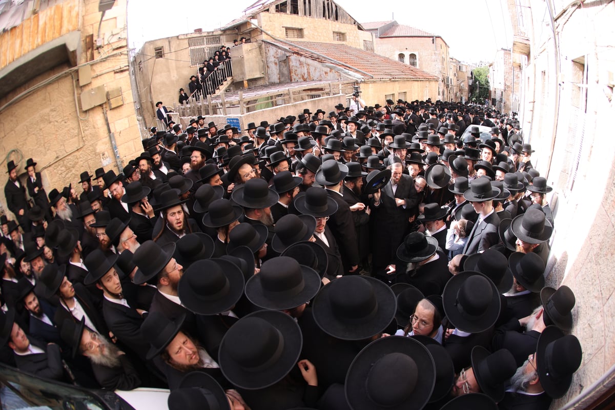 הלוויית הרבנית הצדקנית מגור ע"ה