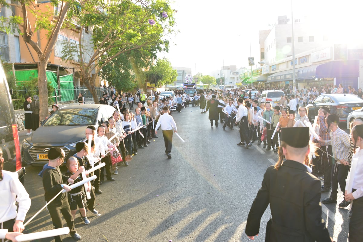 הכנסת ספר תורה לביהמ"ד 'מאורי אור' באשדוד