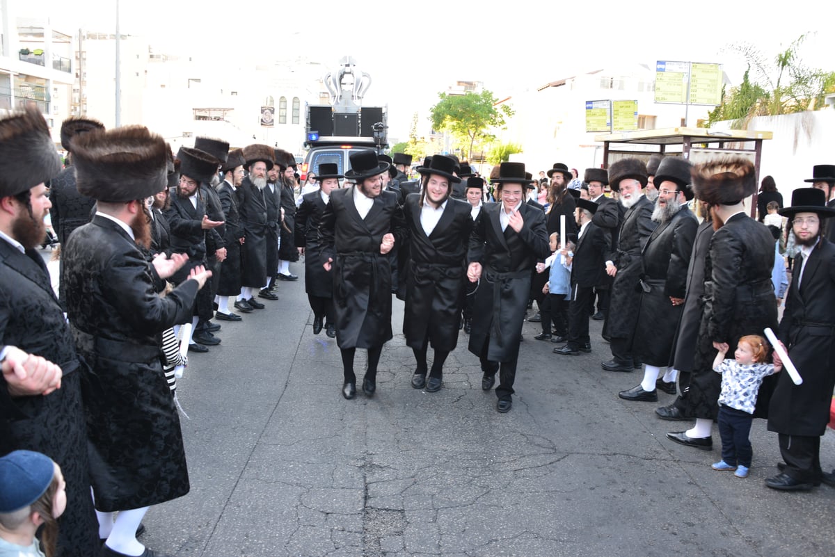 הכנסת ספר תורה לביהמ"ד 'מאורי אור' באשדוד