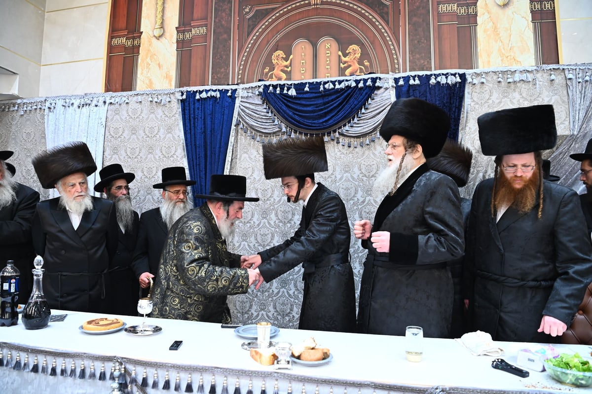 שמחת השבע ברכות לנכדת האדמו"ר ממודז'יץ