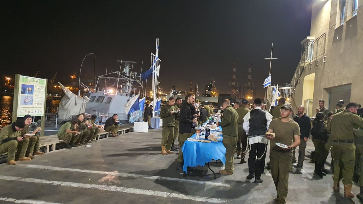 ר' ישראל נח ז"ל בפעילות למען החיילים