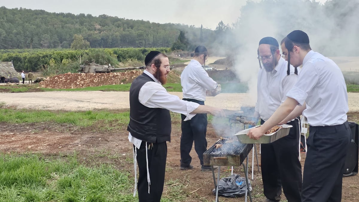 ר' ישראל נח ז"ל בפעילות למען החיילים