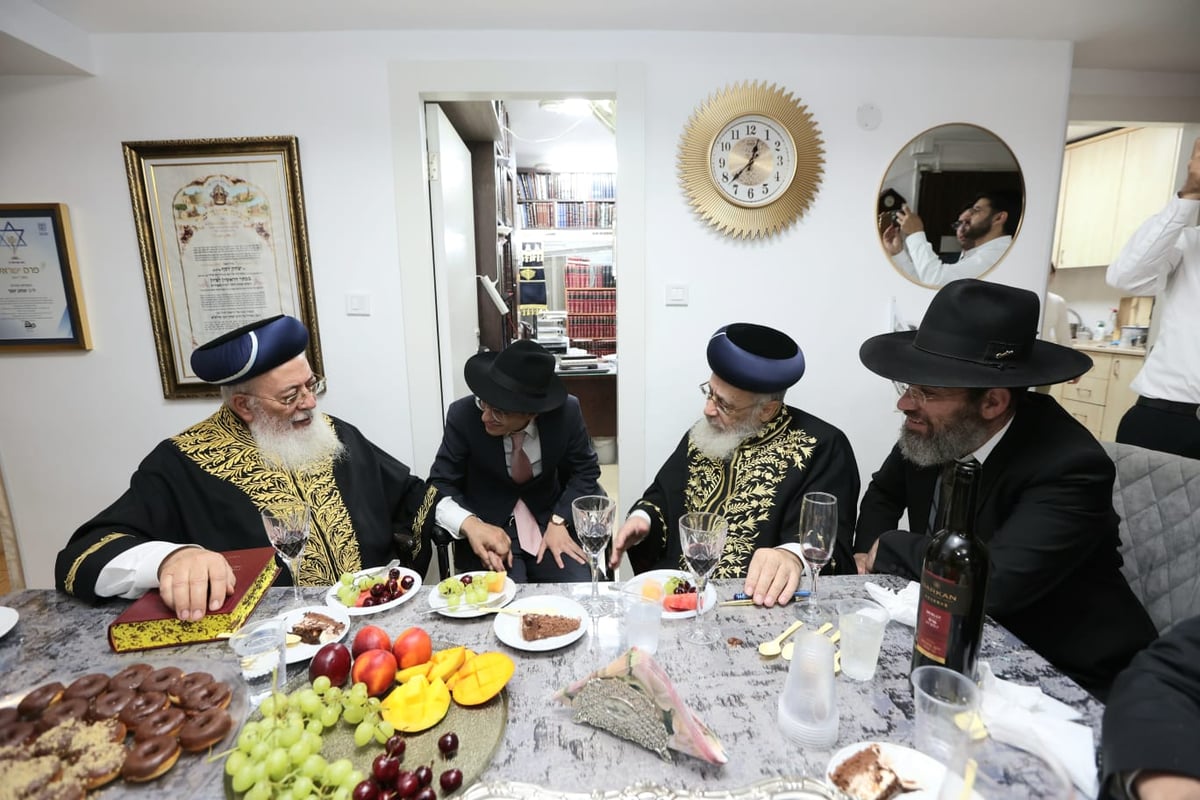 ארוסי נכדת הגר"י יוסף, והגרש"מ עמאר