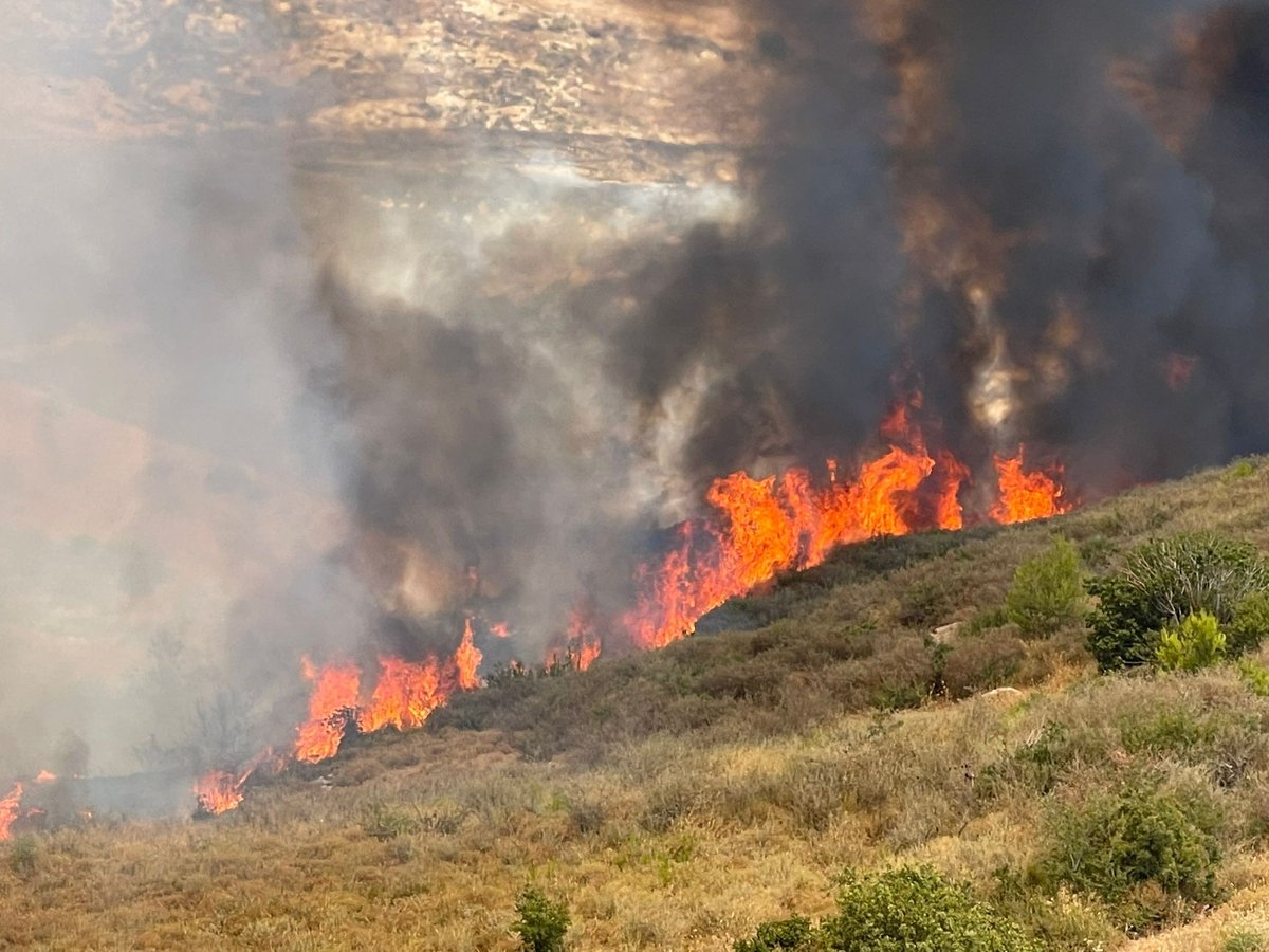 השריפות בצפון הארץ כתוצאה מהתפוצצות כטב"מים ושברי מיירטים