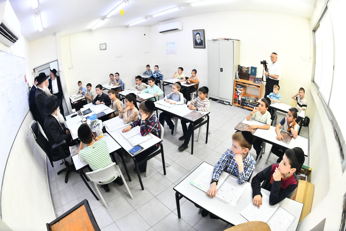 מסיבת סידור בת"ת 'חדרי תורה' בב"ב