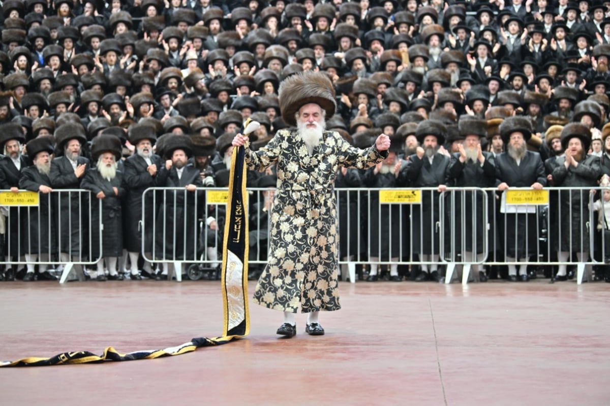 שמחת בית ויז'ניץ - ספינקא - בארז'אן - אולם - זאליזשא 