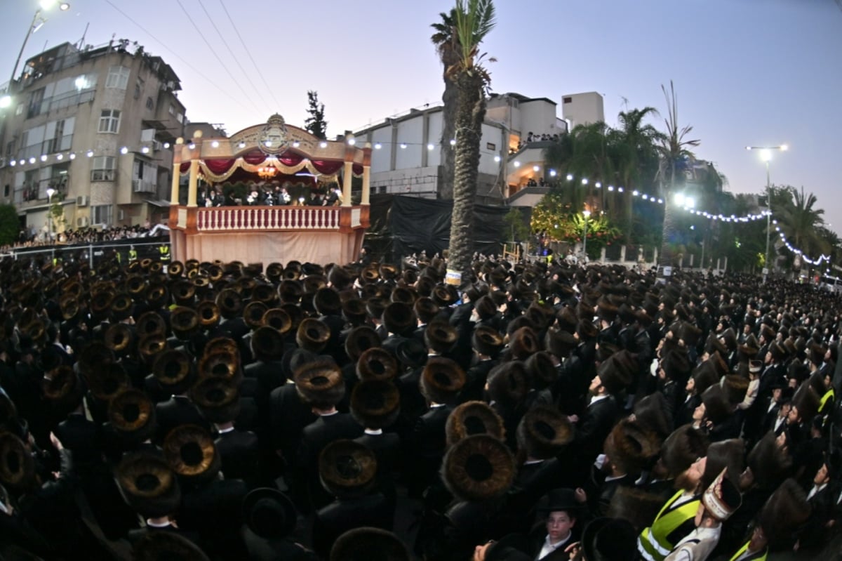 שמחת בית ויז'ניץ - ספינקא - בארז'אן - אולם - זאליזשא 