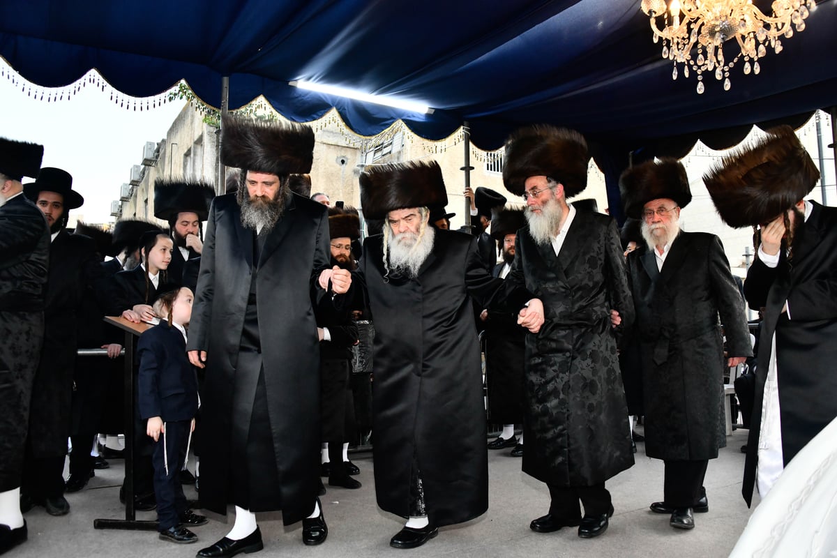 שמחת נישואי בת האדמו"ר מפיטסבורג 