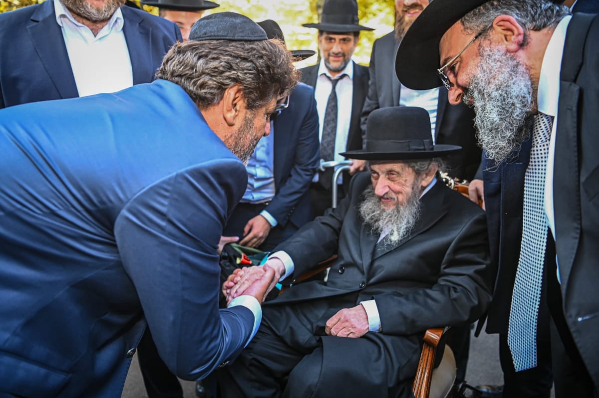 המסע של הגר"ד לנדו לצרפת