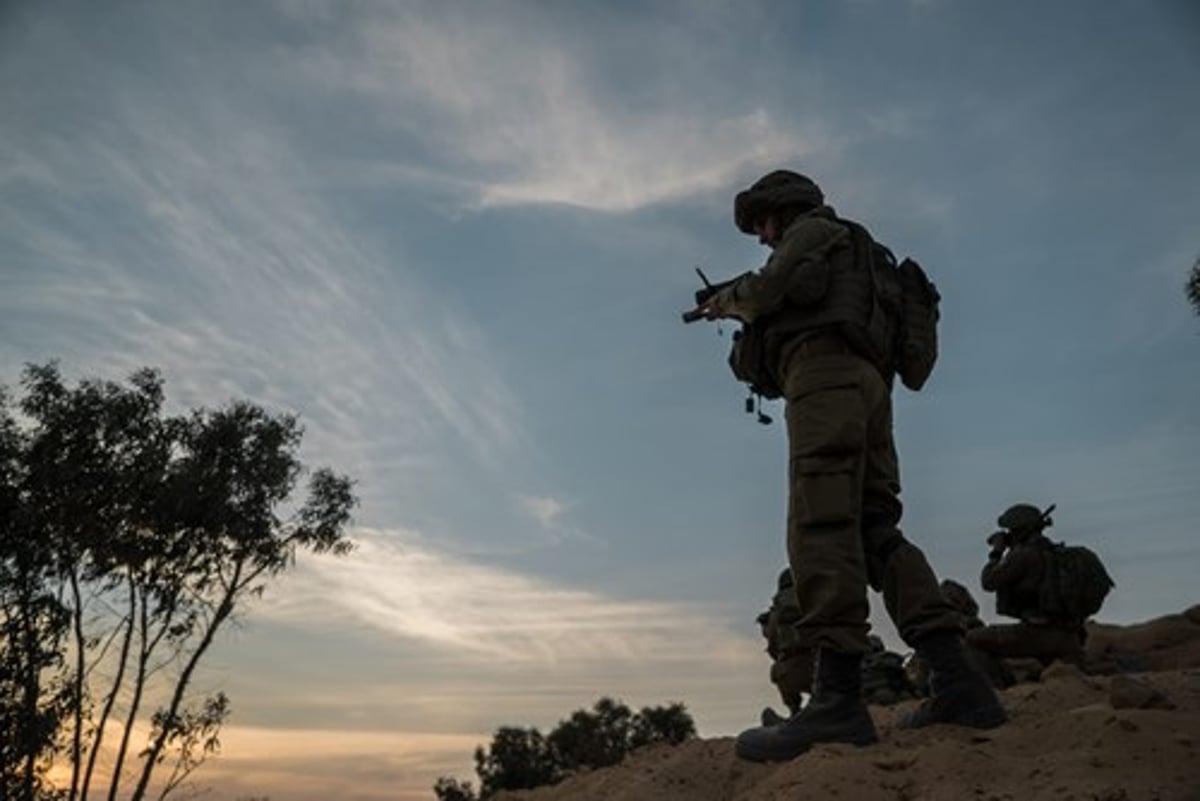 M16 ומצלמה | הצלמים שמתעדים את המלחמה מקרוב