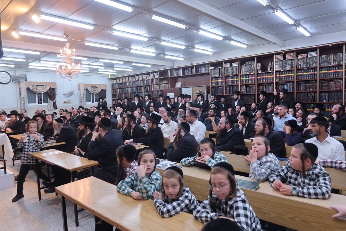 הרה"צ רבי אלימלך בידרמן בשיחת חיזוק בקרית גת 