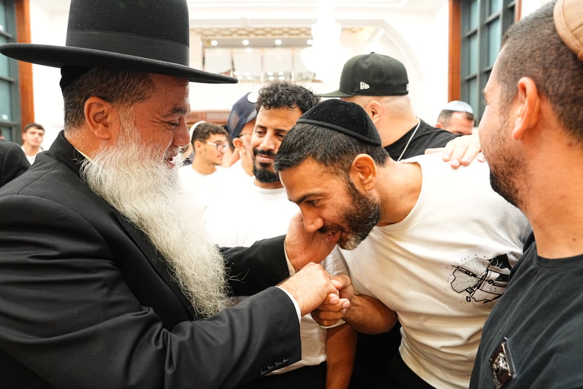 מעמד סליחות אצל הגאון הרב יגאל כהן 