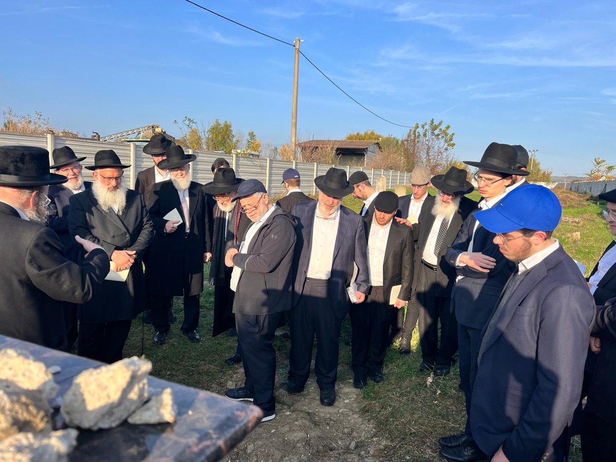 גילוי מצבת הרה"ק יוסף יוזפא סופר הי"ד 