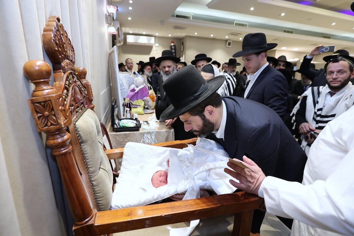 שמחת הברית לבן עקיבא שטרן