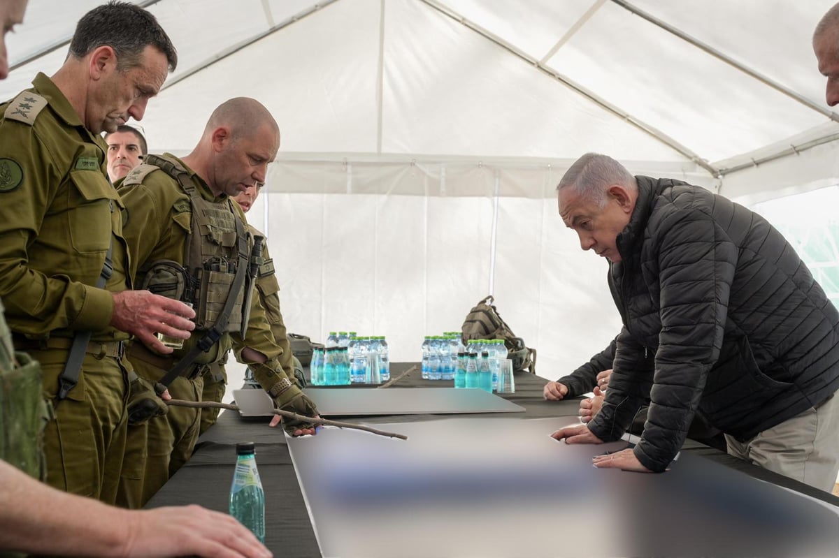 נתניהו, כץ, הלוי ובר במסדרון נצרים במרכז רצועת עזה