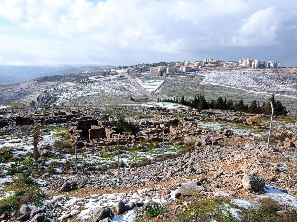 השומרון המושלג בחורף הקר