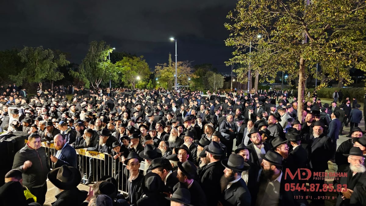 מסע הלווית הקדוש הרב צבי קוגן הי"ד