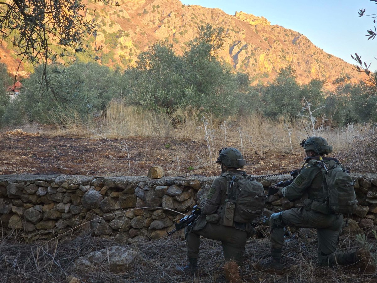 לוחמי גולני ויהל"ם ליד נהר הליטאני 