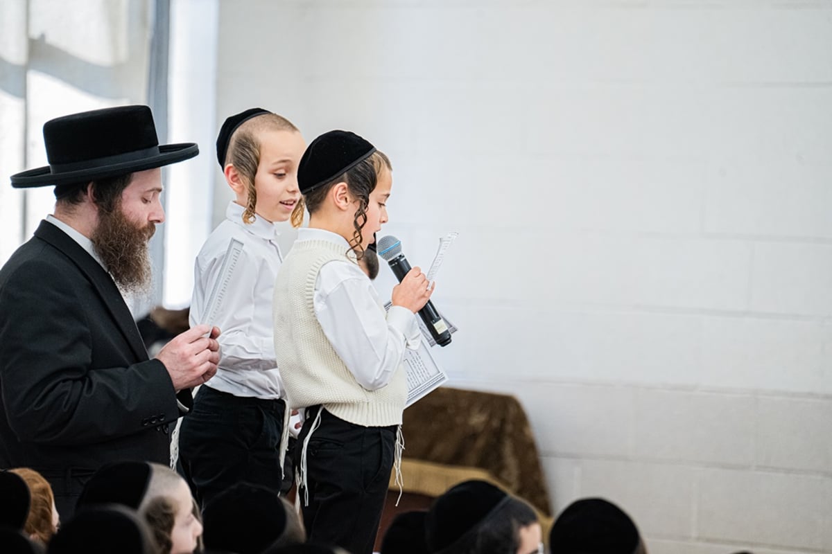 מעמד התחלת לימוד גמרא בחצה"ק סאטמר