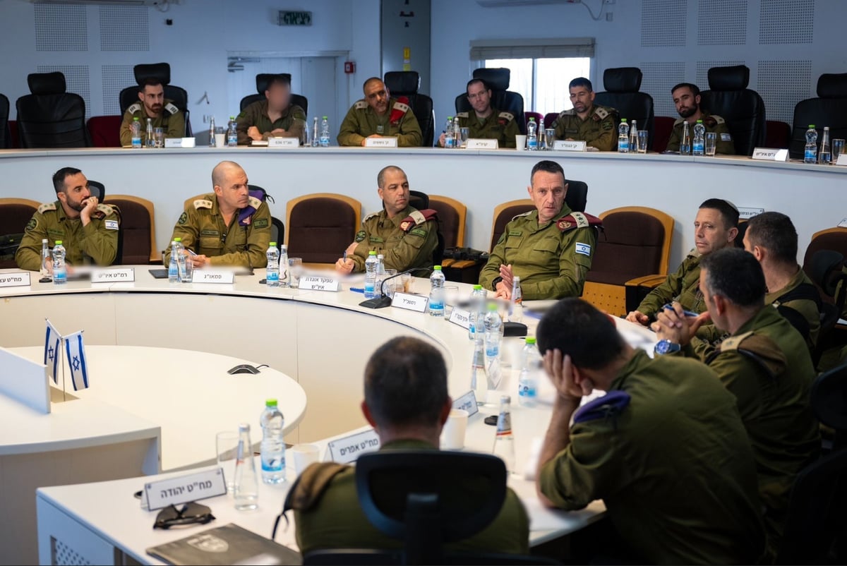 הרמטכ"ל ומפקד פיקוד צפון בהערכת מצב עם מפקד אוגדת יו"ש