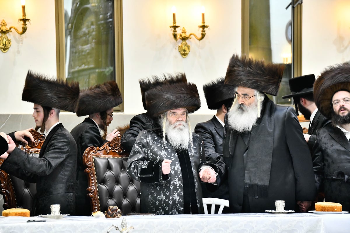 שמחת הפארשפיל בחצה"ק קרעטשניף ירושלים