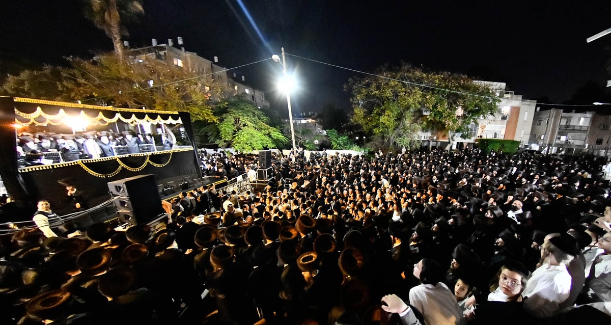 שמחת נישואי בת האדמו"ר מביאלה