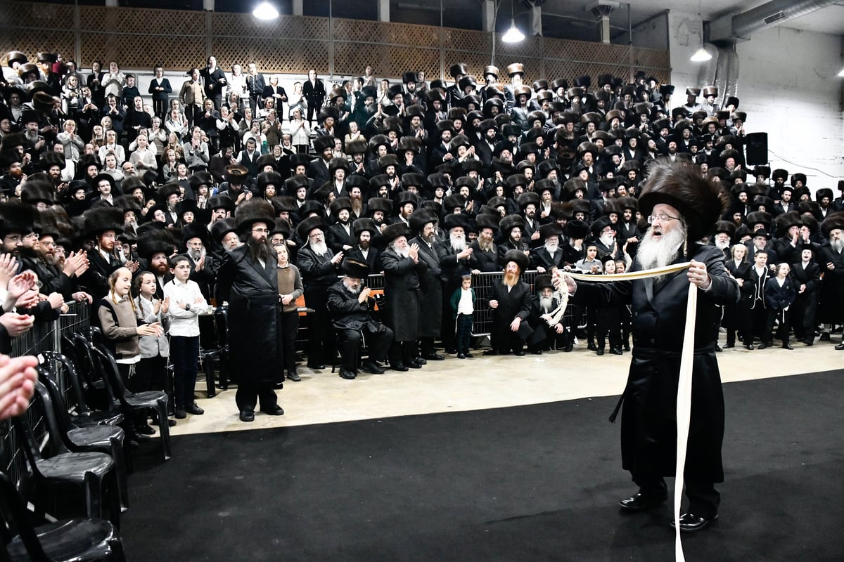 שמחת נישואי בת האדמו"ר מביאלה