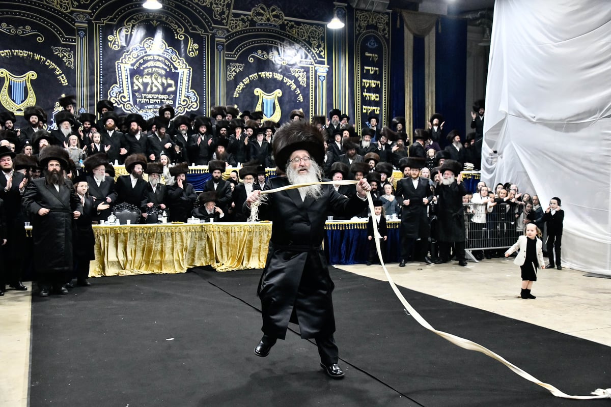 שמחת נישואי בת האדמו"ר מביאלה