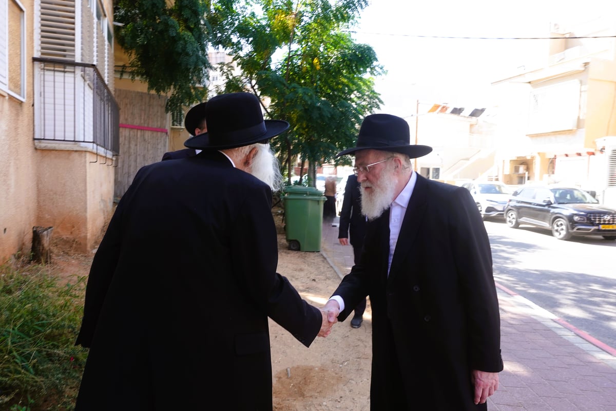 מראות חייו של הגאון רבי אשר דויטש זצוק"ל