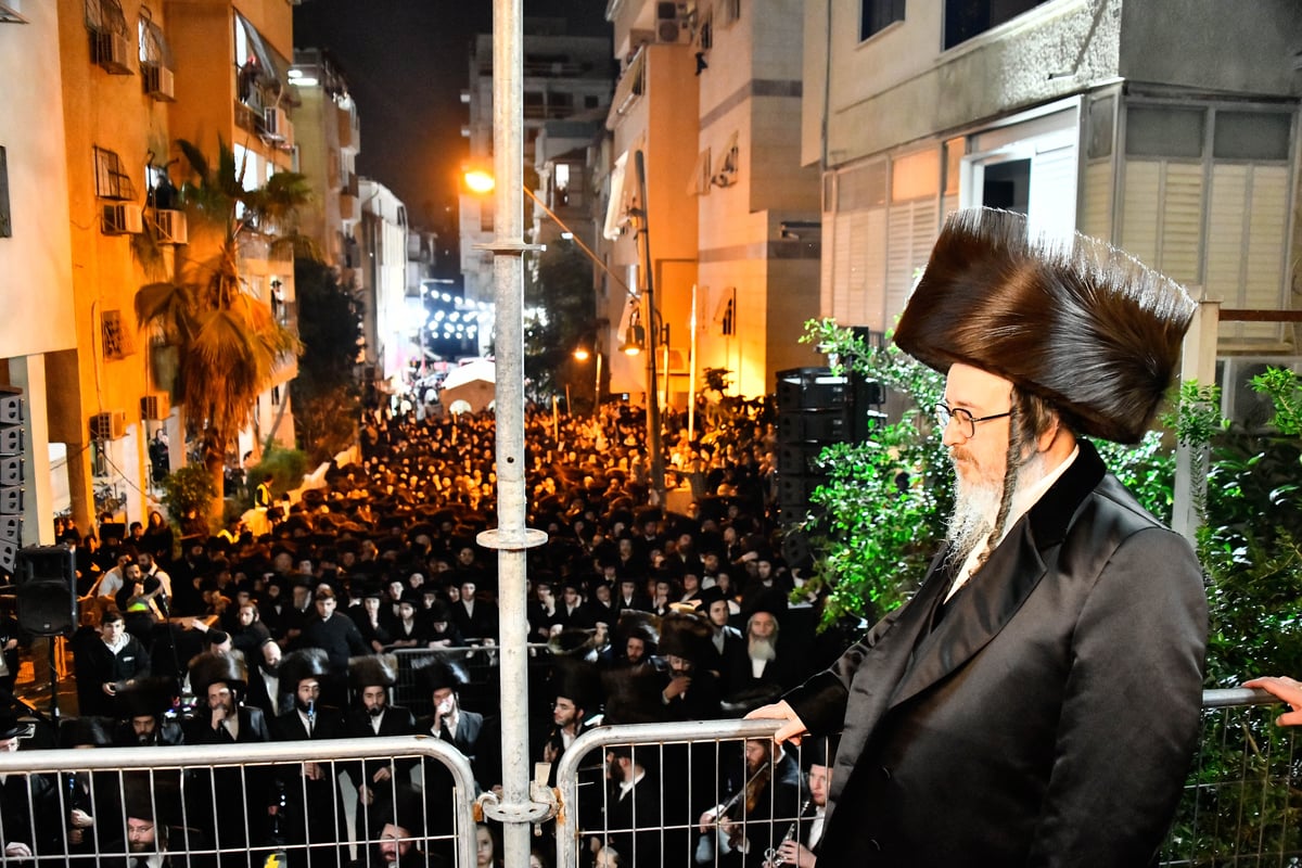 שמחת נישואי בן האדמו"ר מביאלה ב"ב