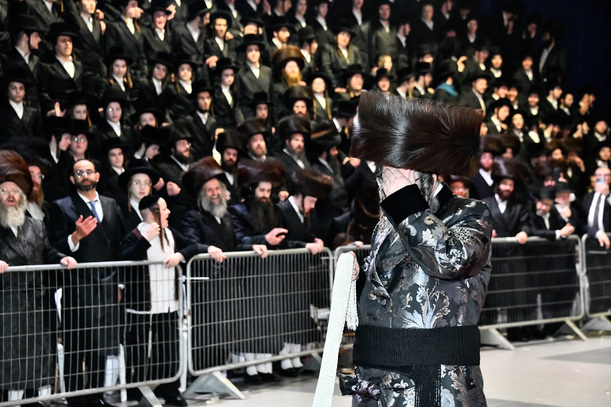 שמחת נישואי בן האדמו"ר מביאלה ב"ב