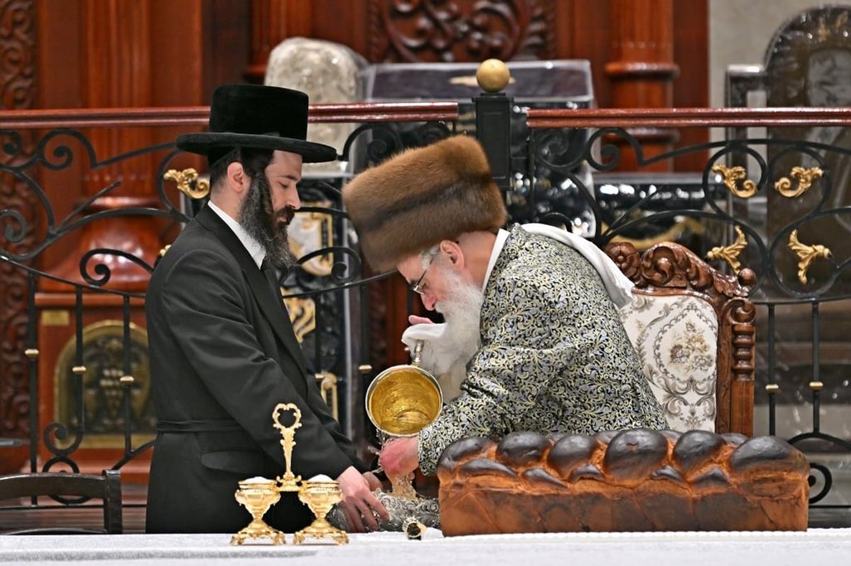 חנוכה בחצה"ק ויזניץ