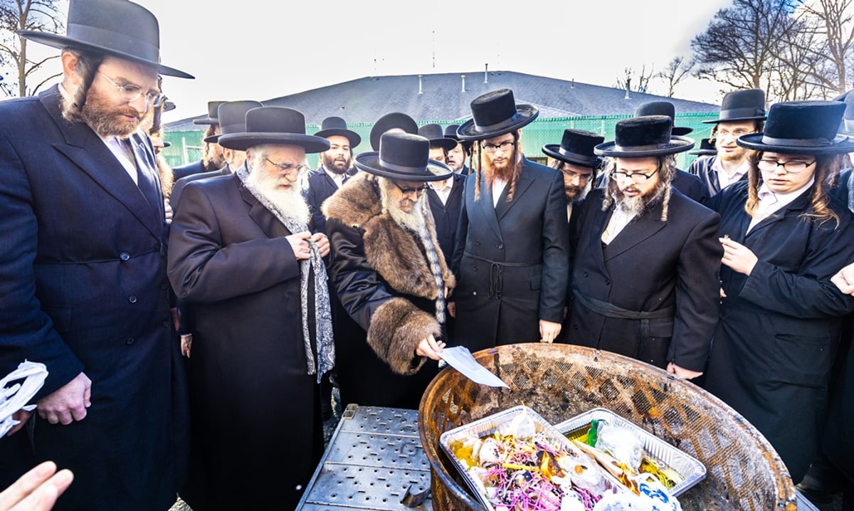 האדמו"ר מסאטמר בשריפת הפתילות