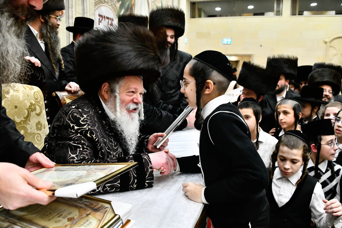 שמחת הבר מצווה לנכד האדמו"ר מפרמישלן