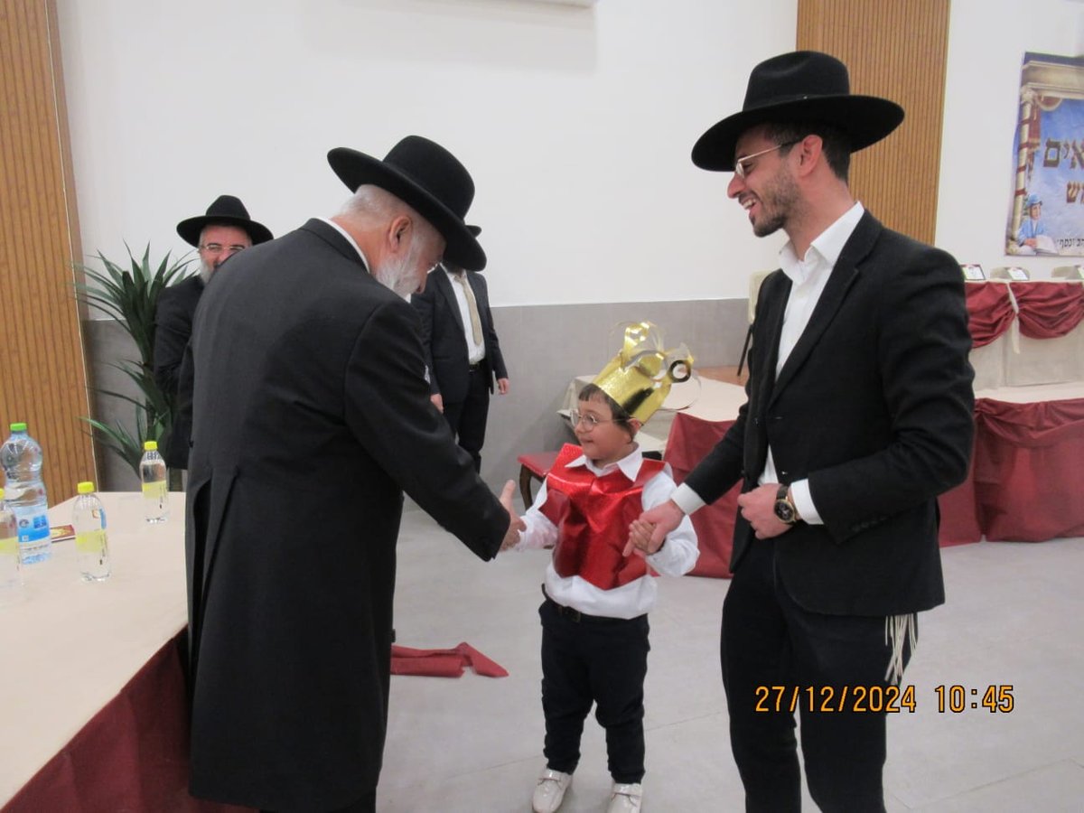 מסיבת חומש בתלמוד תורה 'חניכי התורה' בבאר שבע