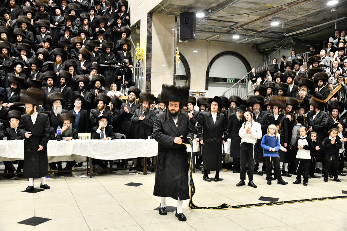 שמחת נישואי נכדת האדמו"ר מדארג