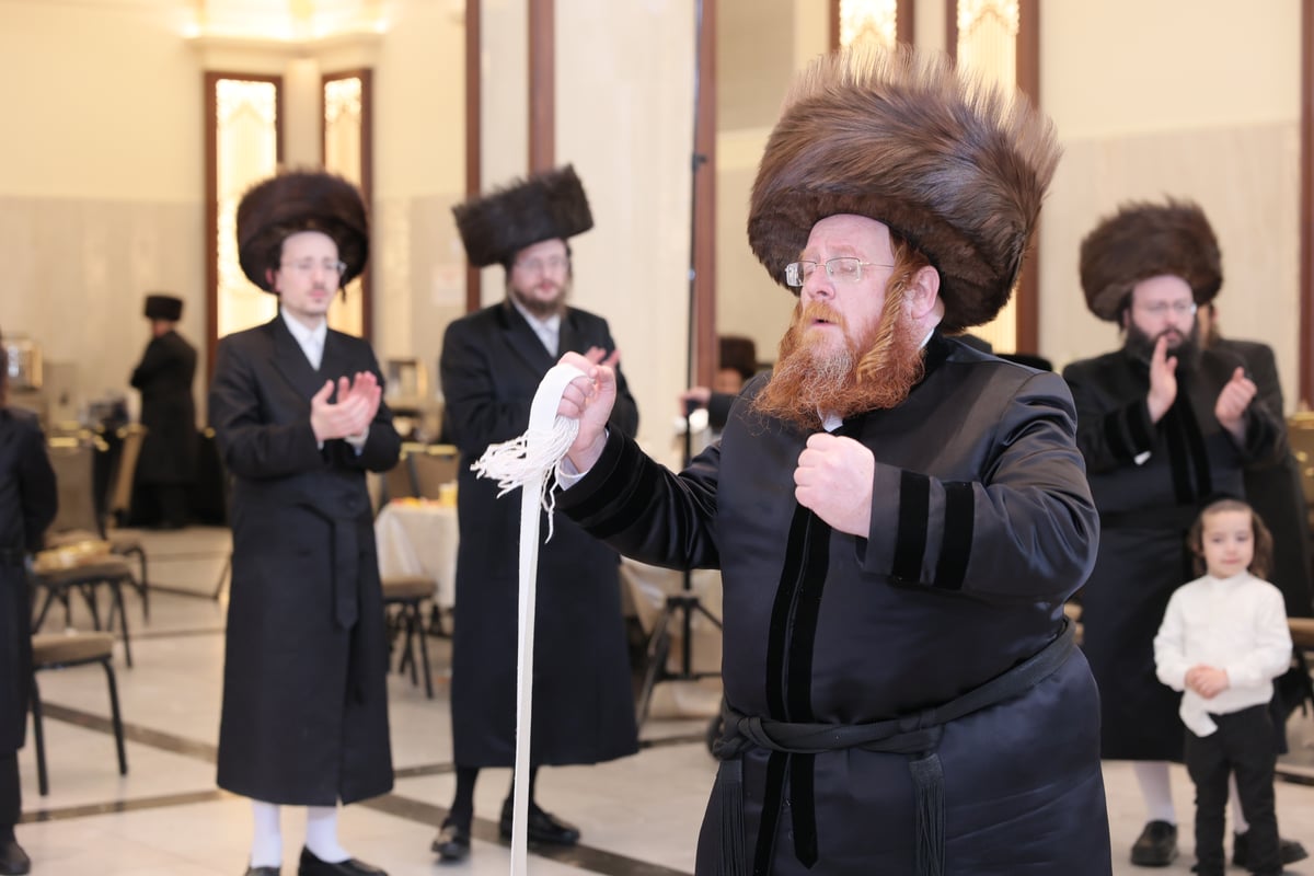 שמחת נישואי נכדת האדמו"ר מלעלוב ירושלים