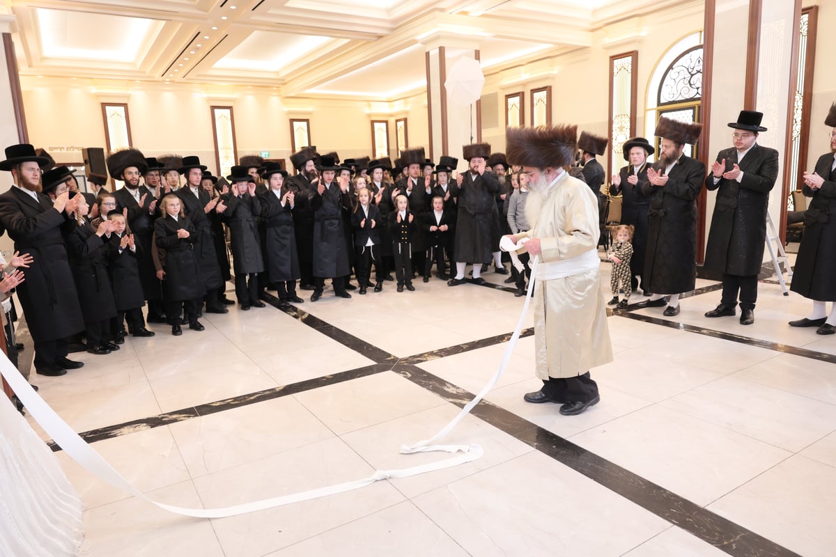 שמחת נישואי נכדת האדמו"ר מלעלוב ירושלים