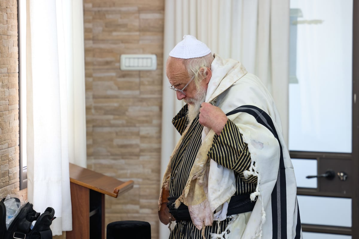 האדמו"ר מתולדות אהרן בטבריה 