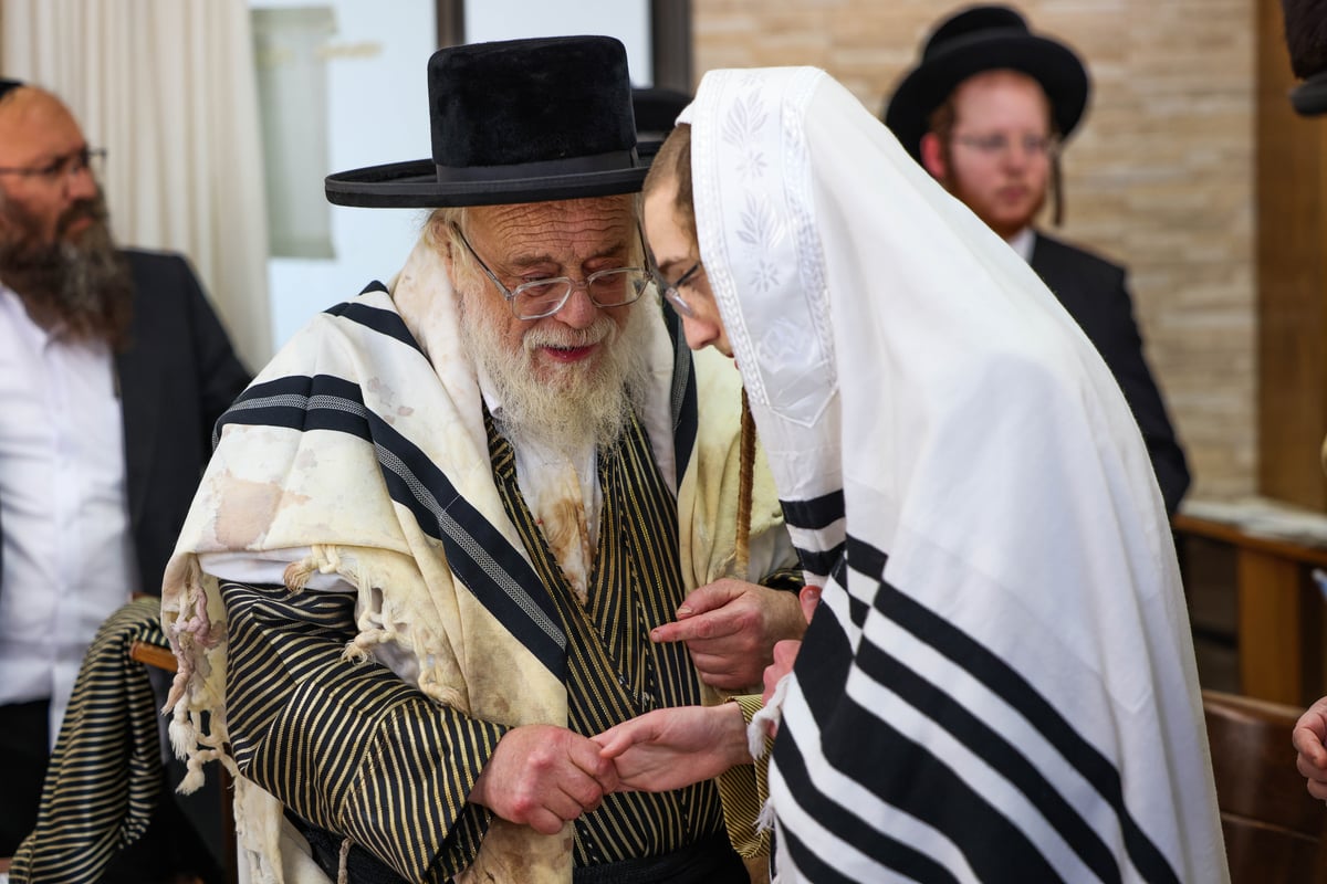 האדמו"ר מתולדות אהרן בטבריה 