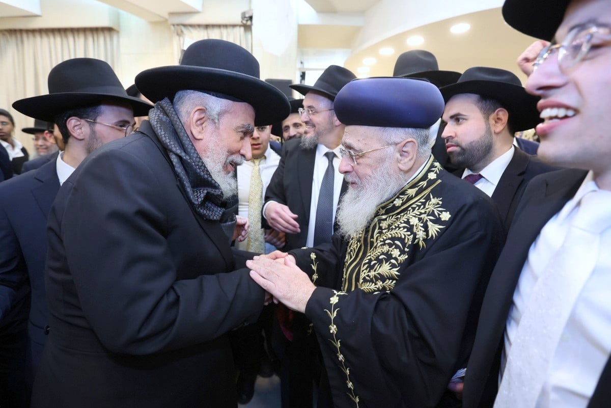 שמחת נישואי נכדתם של הגר"ש צדוק, והגר"ש צדוק