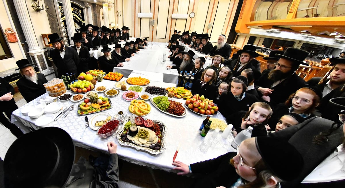 ט"ו בשבט בחצה"ק לעלוב