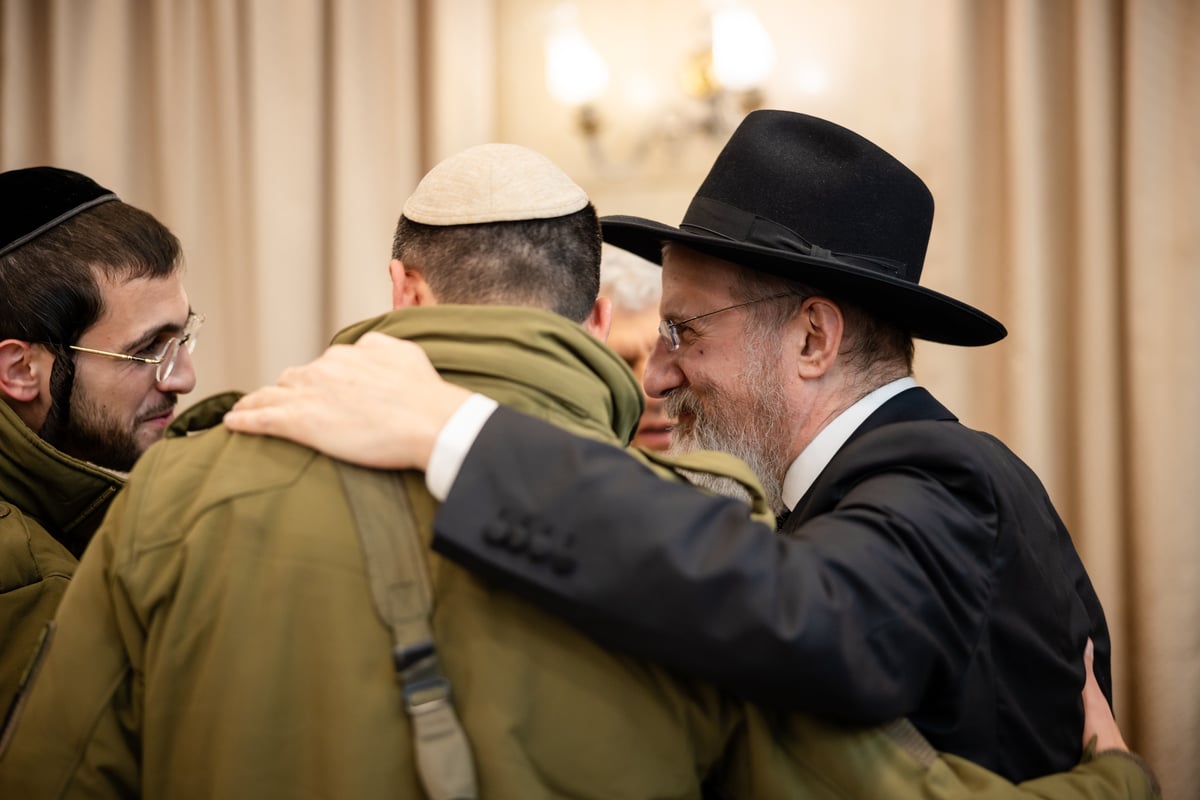 שמחת השבע ברכות לנישואי בתו של הרב בערל לאזאר