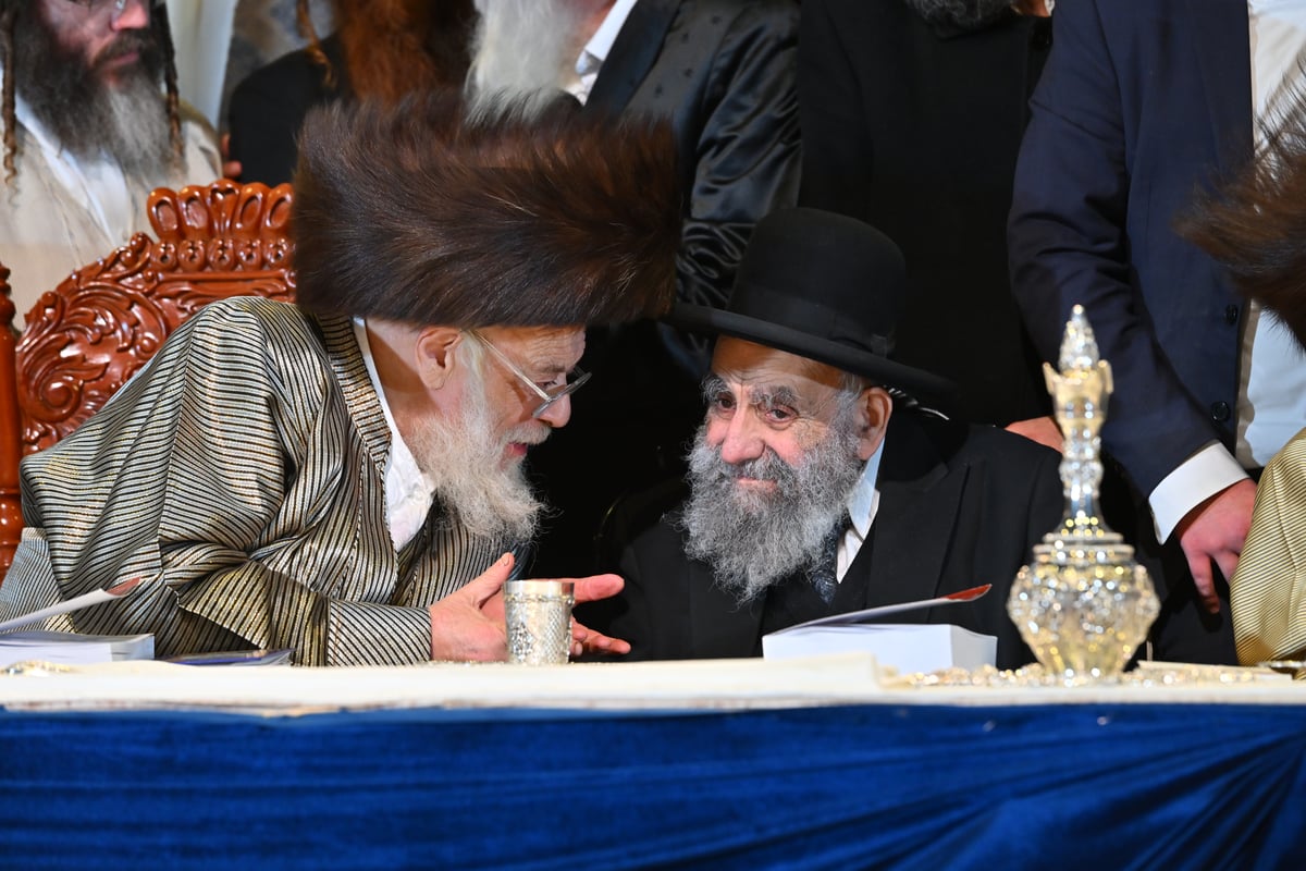 שמחת שבע ברכות לנכדת האדמו"ר מתולדות אהרן