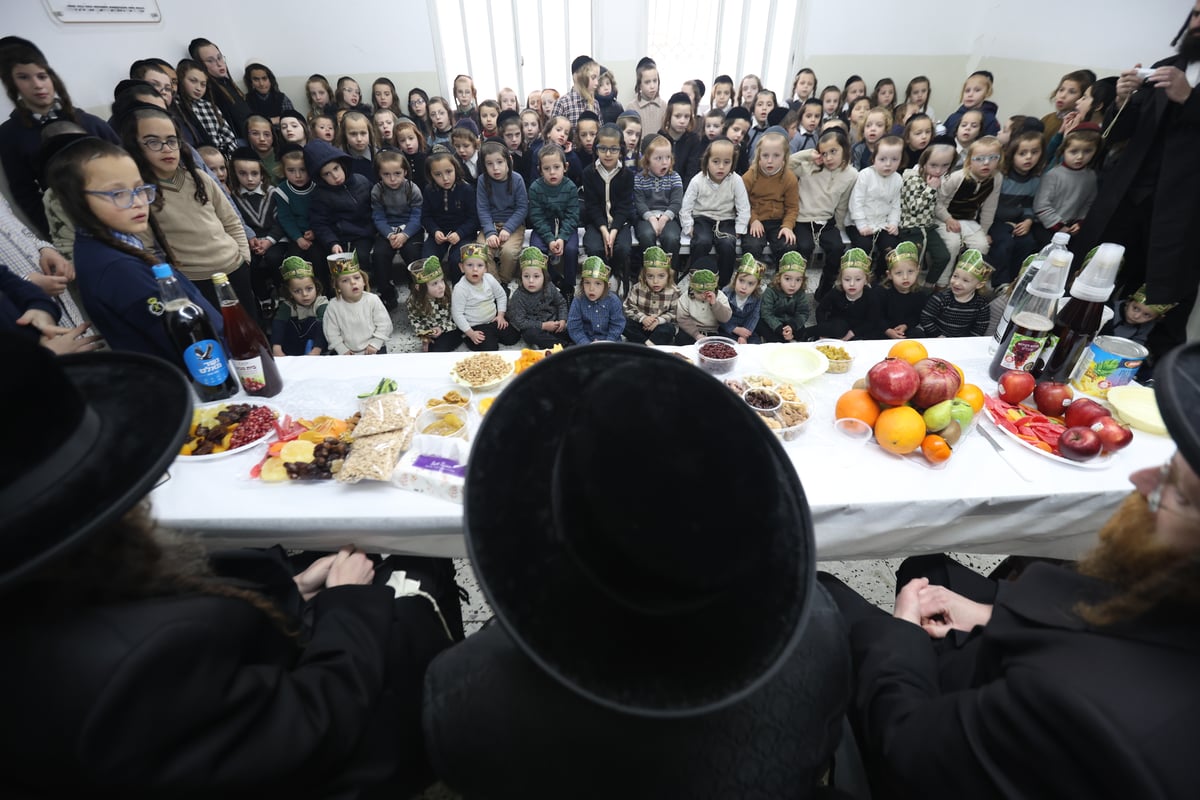 גאב"ד קארלסבורג בביקור בת''ת ריבניץ בצפת