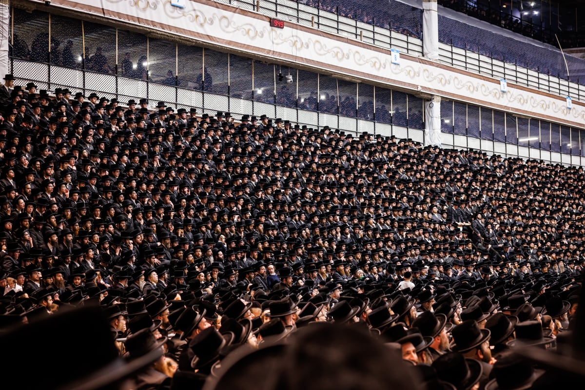 מעמד סיום כתיבת ספר תורה בחצה"ק סקווירא