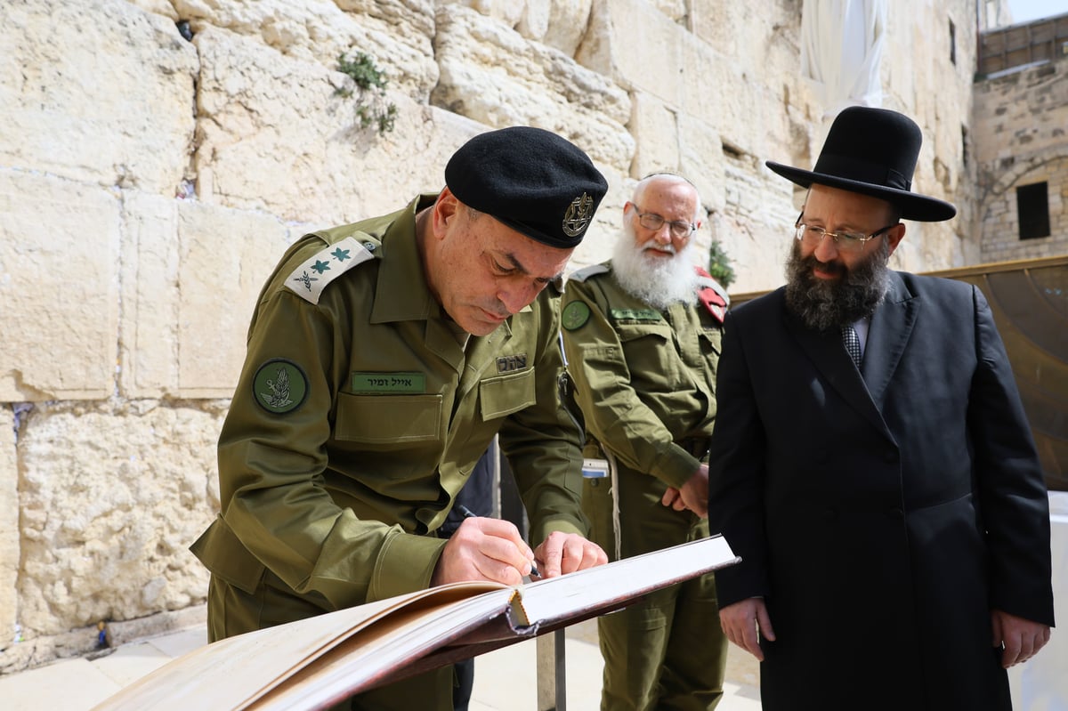 הביקור של הרמט"כלים בכותל