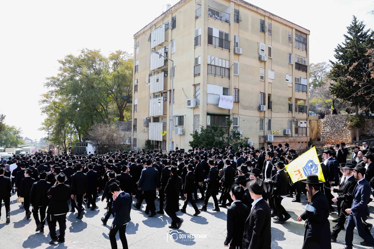 מסע הלוויית הגה"ח רבי יוסף יצחק ווילשאנסקי זצ"ל