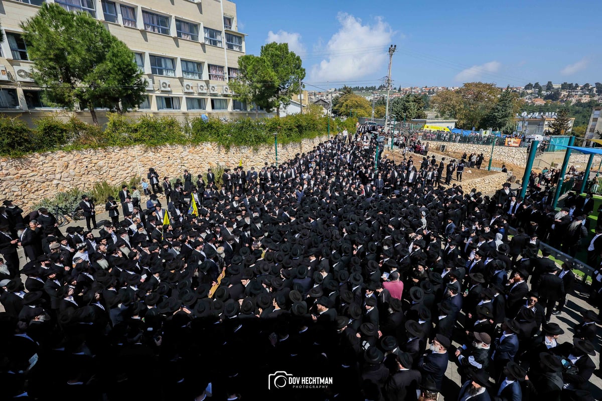 מסע הלוויית הגה"ח רבי יוסף יצחק ווילשאנסקי זצ"ל